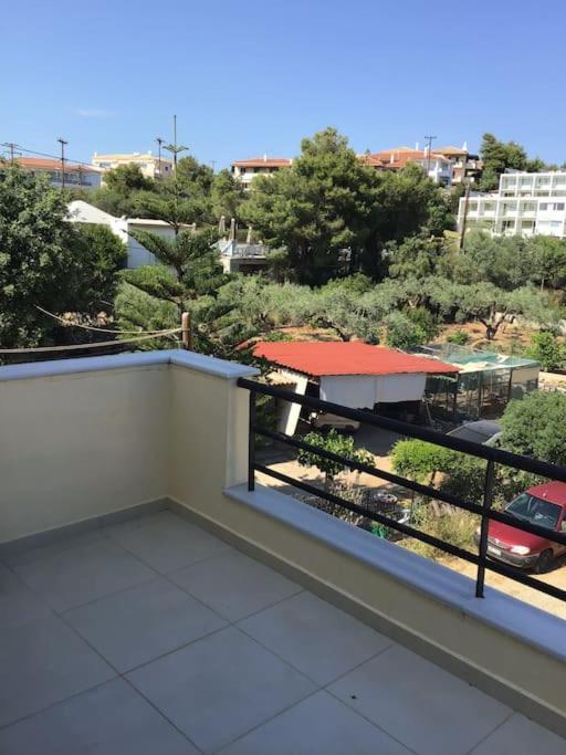 Sea Breeze - Home With A View Bouzaíika Exterior foto
